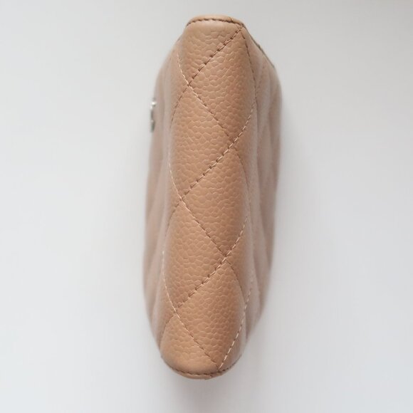 Chanel Classic Quilted Caviar Leather Bifold Wallet Beige with Silver CC Logo - Picture 10 of 14